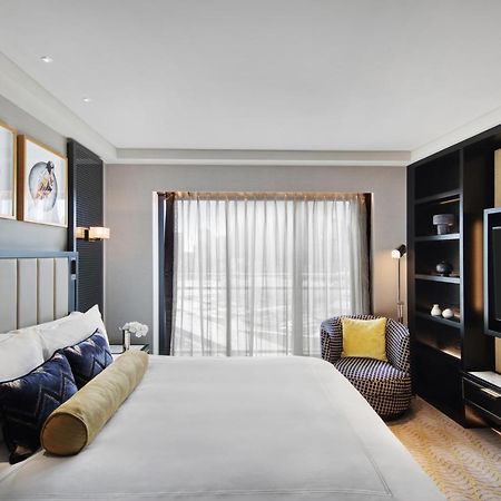 The Star Grand Hotel And Residences Sydney Exteriör bild Deluxe Room