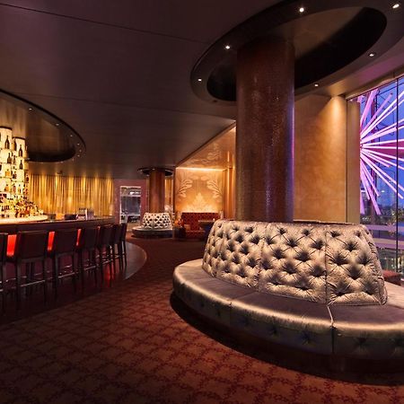 The Star Grand Hotel And Residences Sydney Exteriör bild The bar at the London Eye