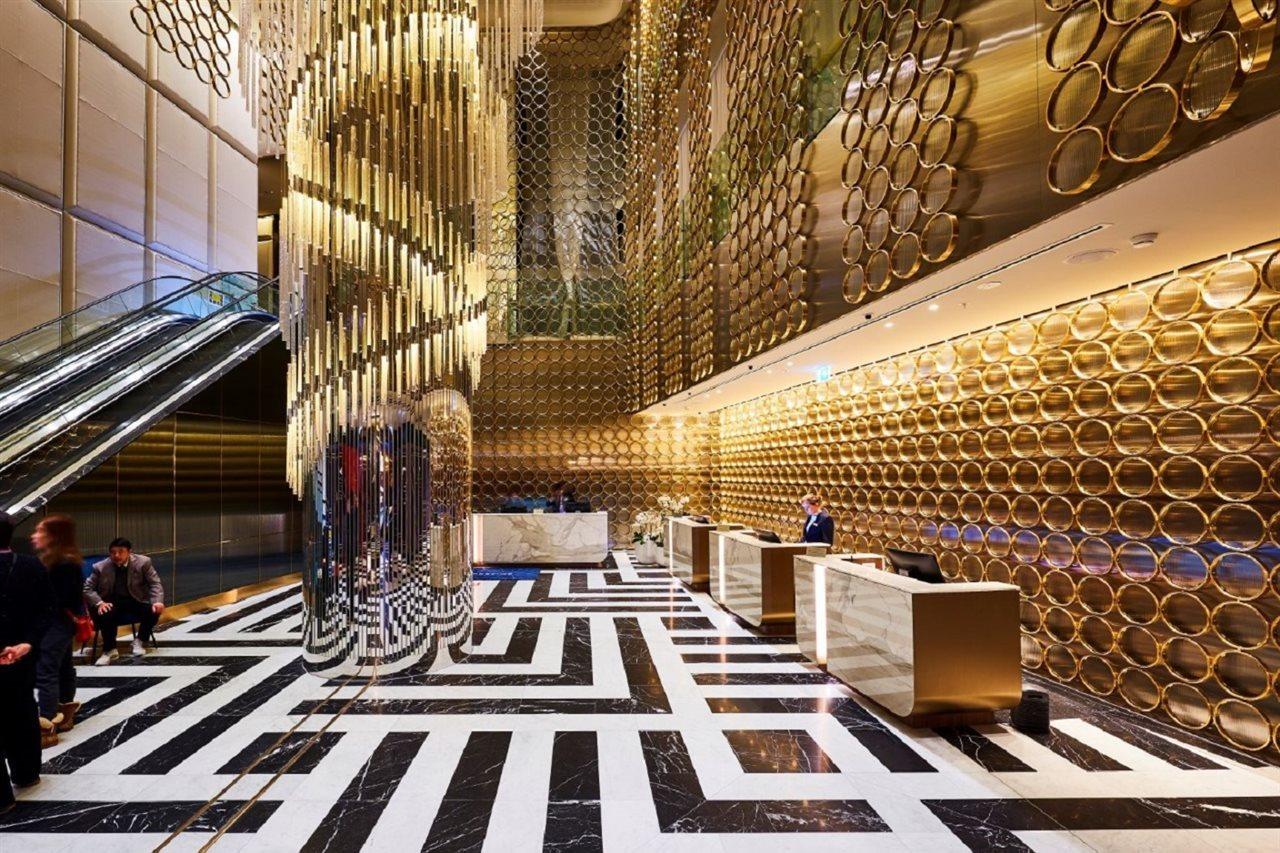 The Star Grand Hotel And Residences Sydney Exteriör bild The lobby of the hotel