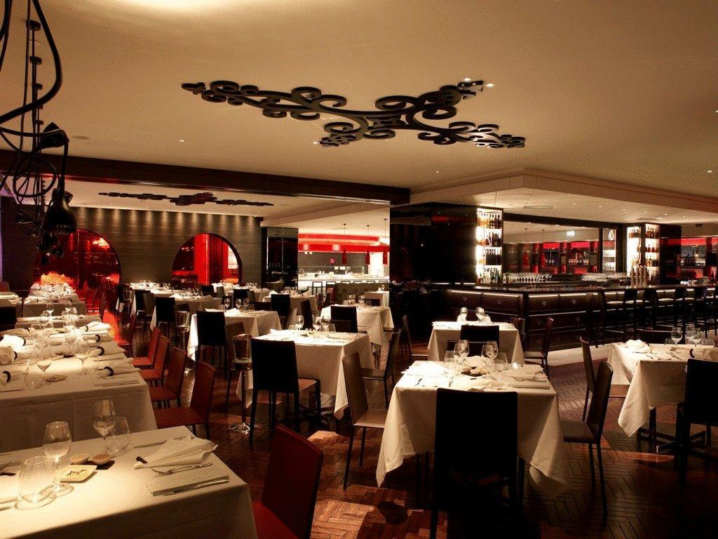 The Star Grand Hotel And Residences Sydney Restaurang bild Interior of the restaurant