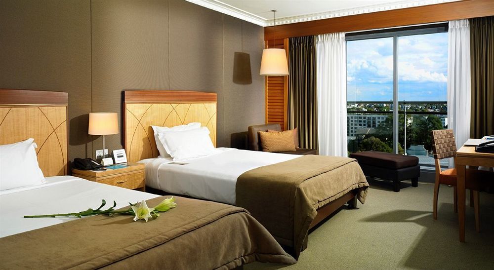 The Star Grand Hotel And Residences Sydney Exteriör bild A room at the InterContinental Mauritius Resort & Spa